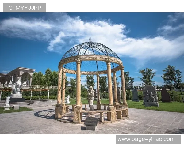 大宫松鼠与草津温泉的奇妙邂逅探寻自然与温泉的完美结合