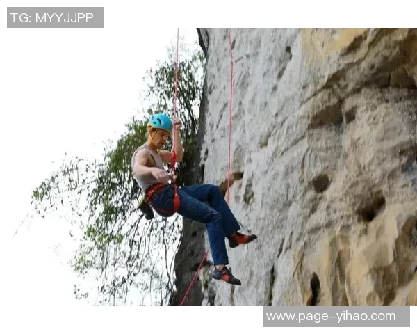 攀岩深度探索：揭秘上海攀岩队的转型与发展之路